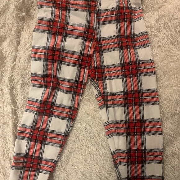 Pajama Set, Size Medium. - Picture 3 of 3